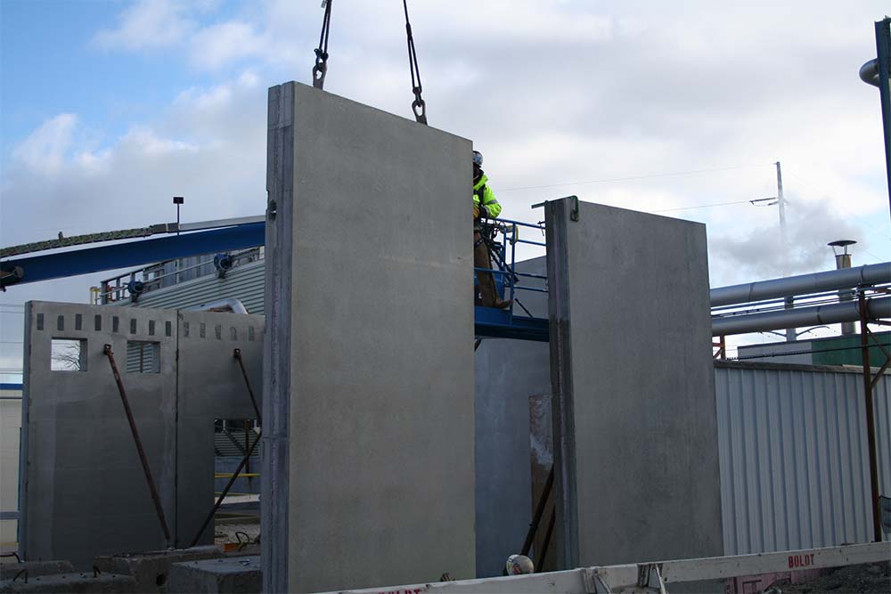 Huffcutt Delivers First Wall Panel Job From New Plant